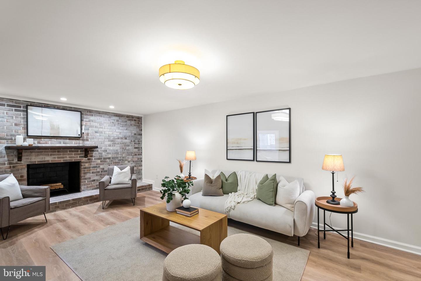 7936 SAINT DENNIS DR, SPRINGFIELD, Virginia 22153, 5 Bedrooms Bedrooms, ,3 BathroomsBathrooms,Residential,For sale,7936 SAINT DENNIS DR,VAFX2287232 MLS # VAFX2287232