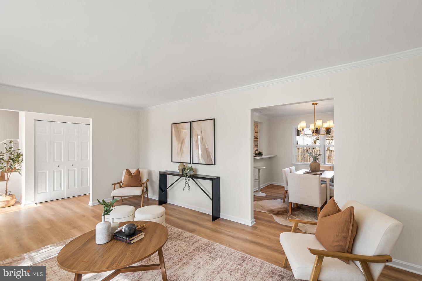 7936 SAINT DENNIS DR, SPRINGFIELD, Virginia 22153, 5 Bedrooms Bedrooms, ,3 BathroomsBathrooms,Residential,For sale,7936 SAINT DENNIS DR,VAFX2287232 MLS # VAFX2287232