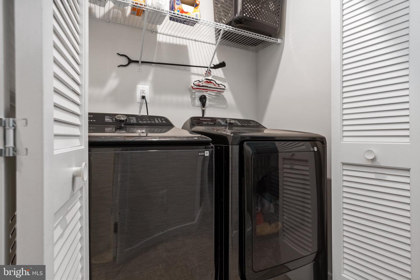 2052 TRACK CIR, FREDERICKSBURG, Virginia 22401, 3 Bedrooms Bedrooms, ,2 BathroomsBathrooms,Residential,For sale,2052 TRACK CIR,VAFB2009564 MLS # VAFB2009564