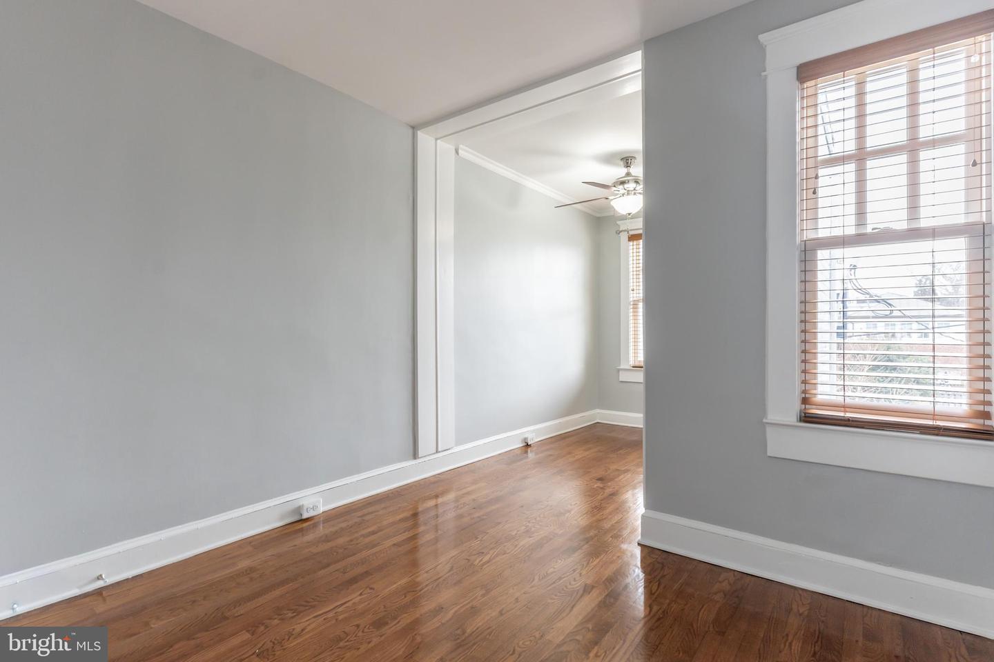 511 N COLUMBUS ST, ALEXANDRIA, Virginia 22314, 2 Bedrooms Bedrooms, ,1 BathroomBathrooms,Residential,For sale,511 N COLUMBUS ST,VAAX2053472 MLS # VAAX2053472