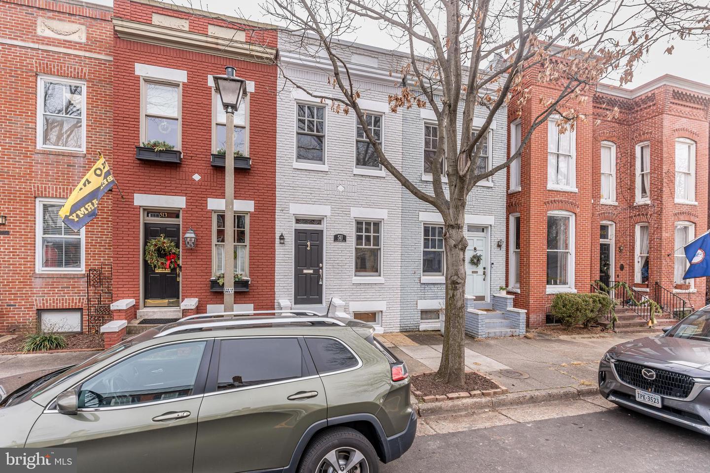 511 N COLUMBUS ST, ALEXANDRIA, Virginia 22314, 2 Bedrooms Bedrooms, ,1 BathroomBathrooms,Residential,For sale,511 N COLUMBUS ST,VAAX2053472 MLS # VAAX2053472