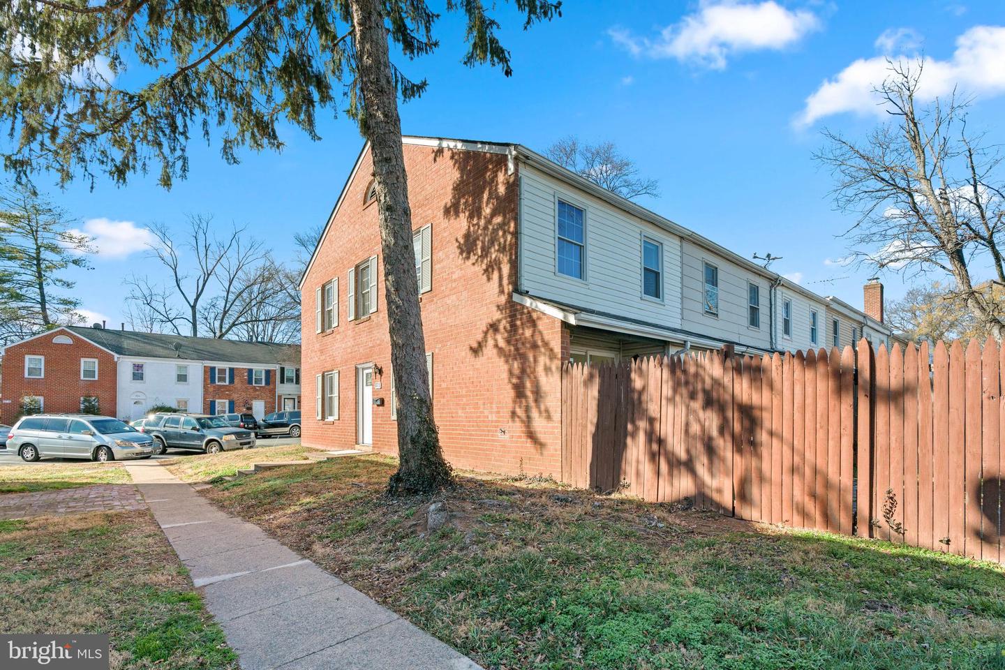 9715 PICKETT LN, MANASSAS, Virginia 20110, 3 Bedrooms Bedrooms, ,2 BathroomsBathrooms,Residential,For sale,9715 PICKETT LN,VAMN2010008 MLS # VAMN2010008