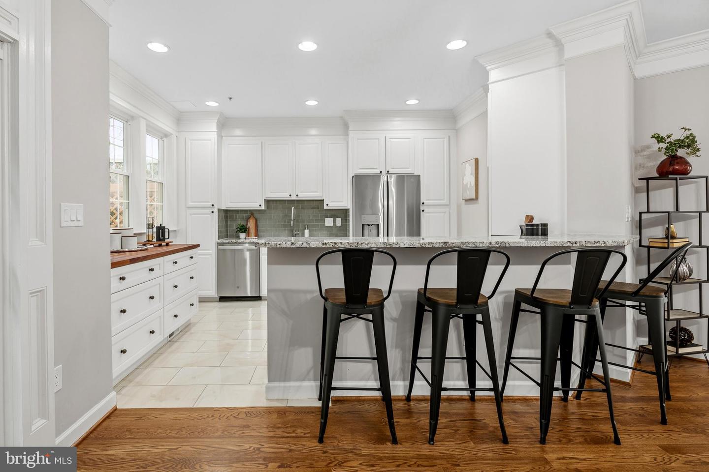 4638 ASPEN HILL CT, ANNANDALE, Virginia 22003, 5 Bedrooms Bedrooms, ,4 BathroomsBathrooms,Residential,For sale,4638 ASPEN HILL CT,VAFX2287364 MLS # VAFX2287364 4638 ASPEN HILL CT, ANNANDALE, Virginia 22003, 5 Bedrooms Bedrooms, ,4 BathroomsBathrooms,Residential,For sale,4638 ASPEN HILL CT,VAFX2287364 MLS # VAFX2287364