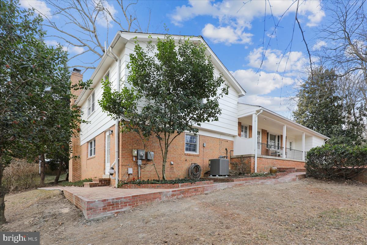 12145 STIRRUP RD, RESTON, Virginia 20191, 4 Bedrooms Bedrooms, ,3 BathroomsBathrooms,Residential,For sale,12145 STIRRUP RD,VAFX2287374 MLS # VAFX2287374