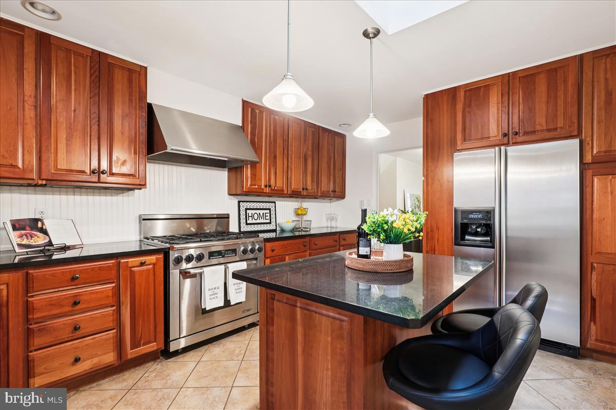 12145 STIRRUP RD, RESTON, Virginia 20191, 4 Bedrooms Bedrooms, ,3 BathroomsBathrooms,Residential,For sale,12145 STIRRUP RD,VAFX2287374 MLS # VAFX2287374