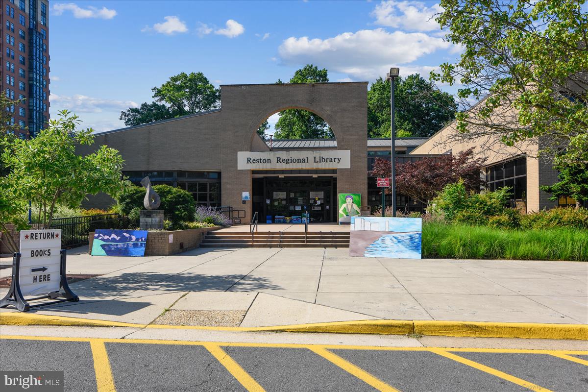 12145 STIRRUP RD, RESTON, Virginia 20191, 4 Bedrooms Bedrooms, ,3 BathroomsBathrooms,Residential,For sale,12145 STIRRUP RD,VAFX2287374 MLS # VAFX2287374