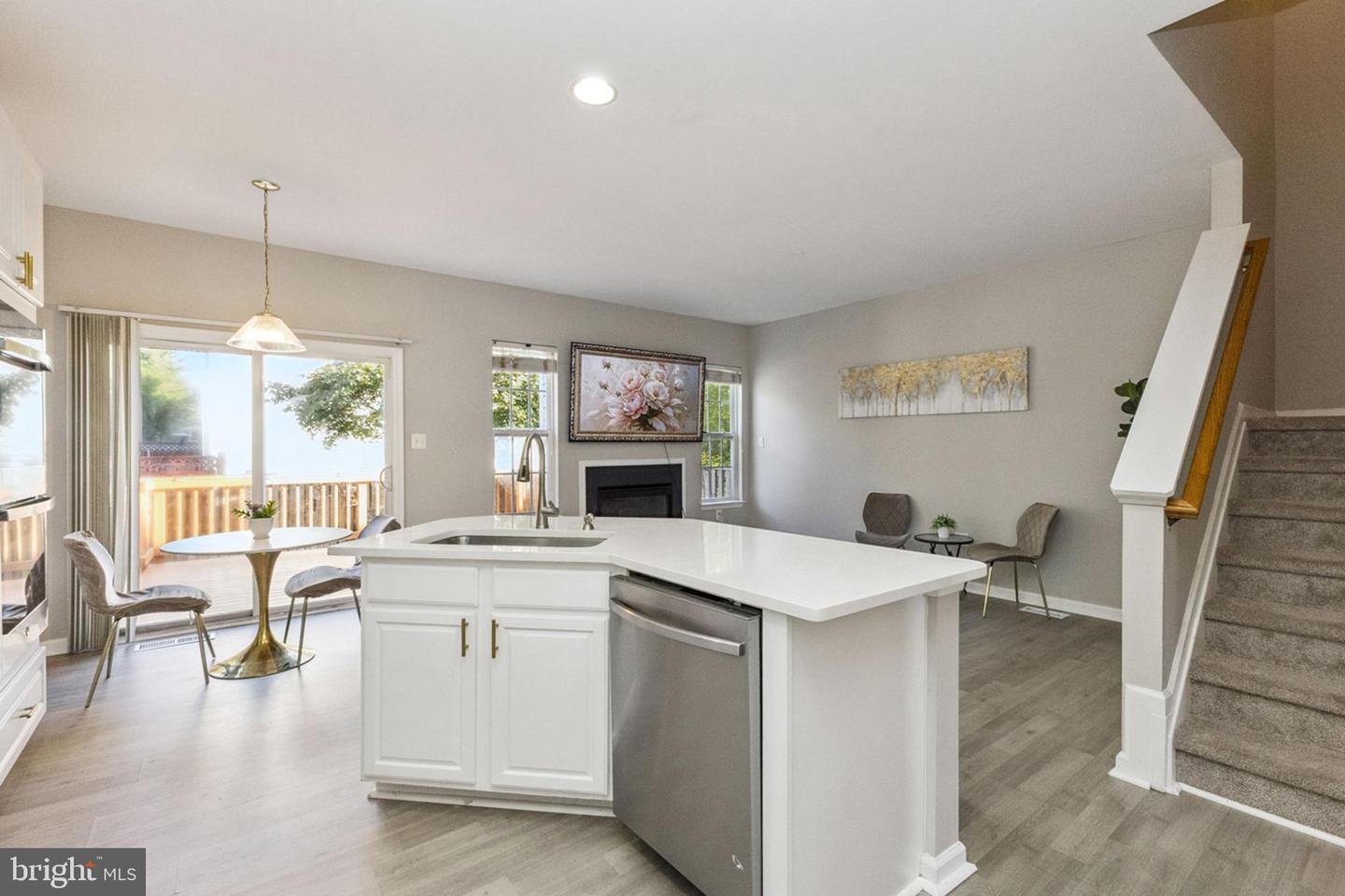 44310 SILKWORTH TER, ASHBURN, Virginia 20147, 3 Bedrooms Bedrooms, ,2 BathroomsBathrooms,Residential,For sale,44310 SILKWORTH TER,VALO2114556 MLS # VALO2114556