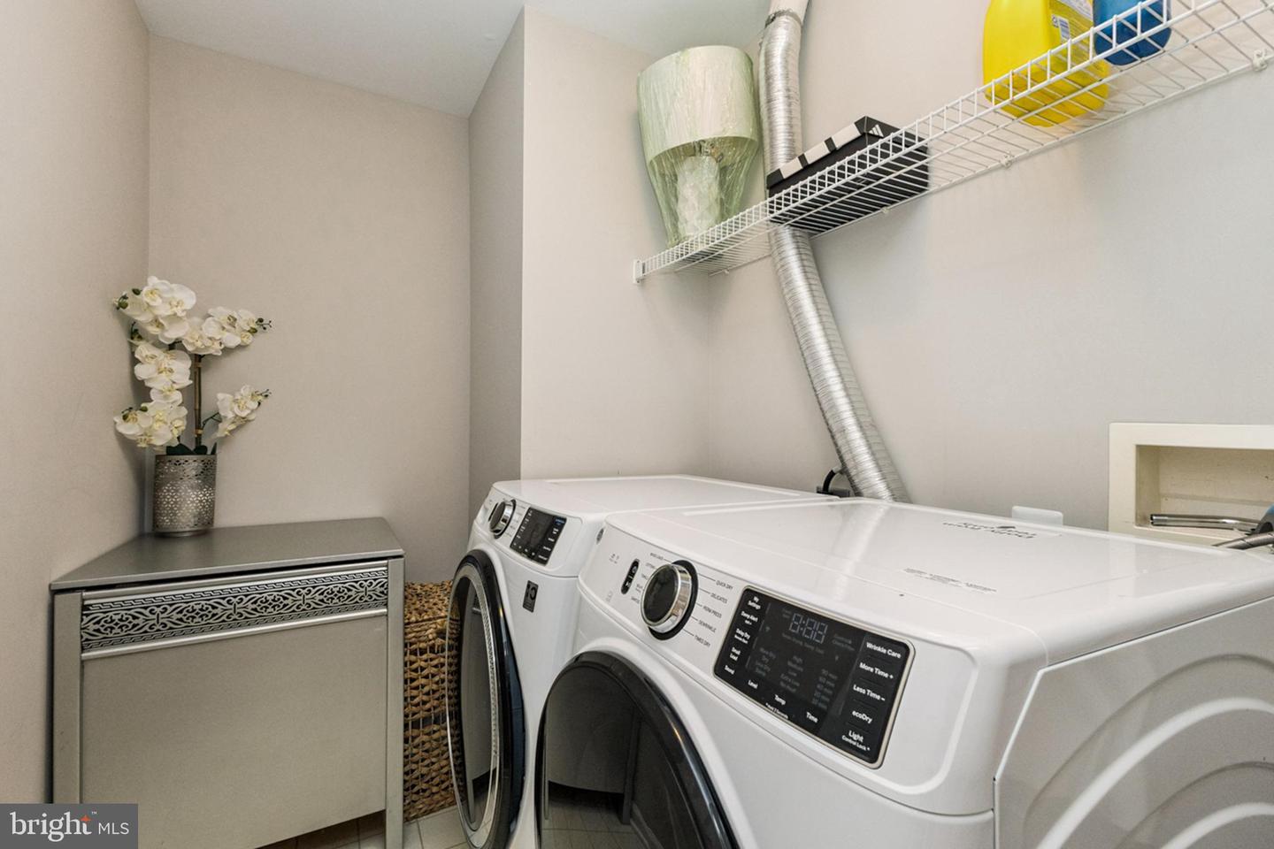 44310 SILKWORTH TER, ASHBURN, Virginia 20147, 3 Bedrooms Bedrooms, ,2 BathroomsBathrooms,Residential,For sale,44310 SILKWORTH TER,VALO2114556 MLS # VALO2114556