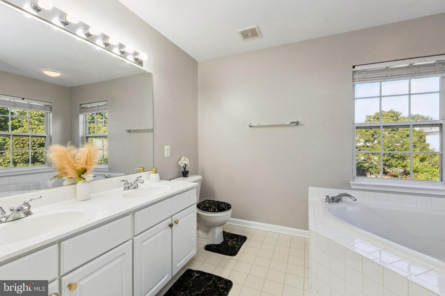 44310 SILKWORTH TER, ASHBURN, Virginia 20147, 3 Bedrooms Bedrooms, ,2 BathroomsBathrooms,Residential,For sale,44310 SILKWORTH TER,VALO2114556 MLS # VALO2114556