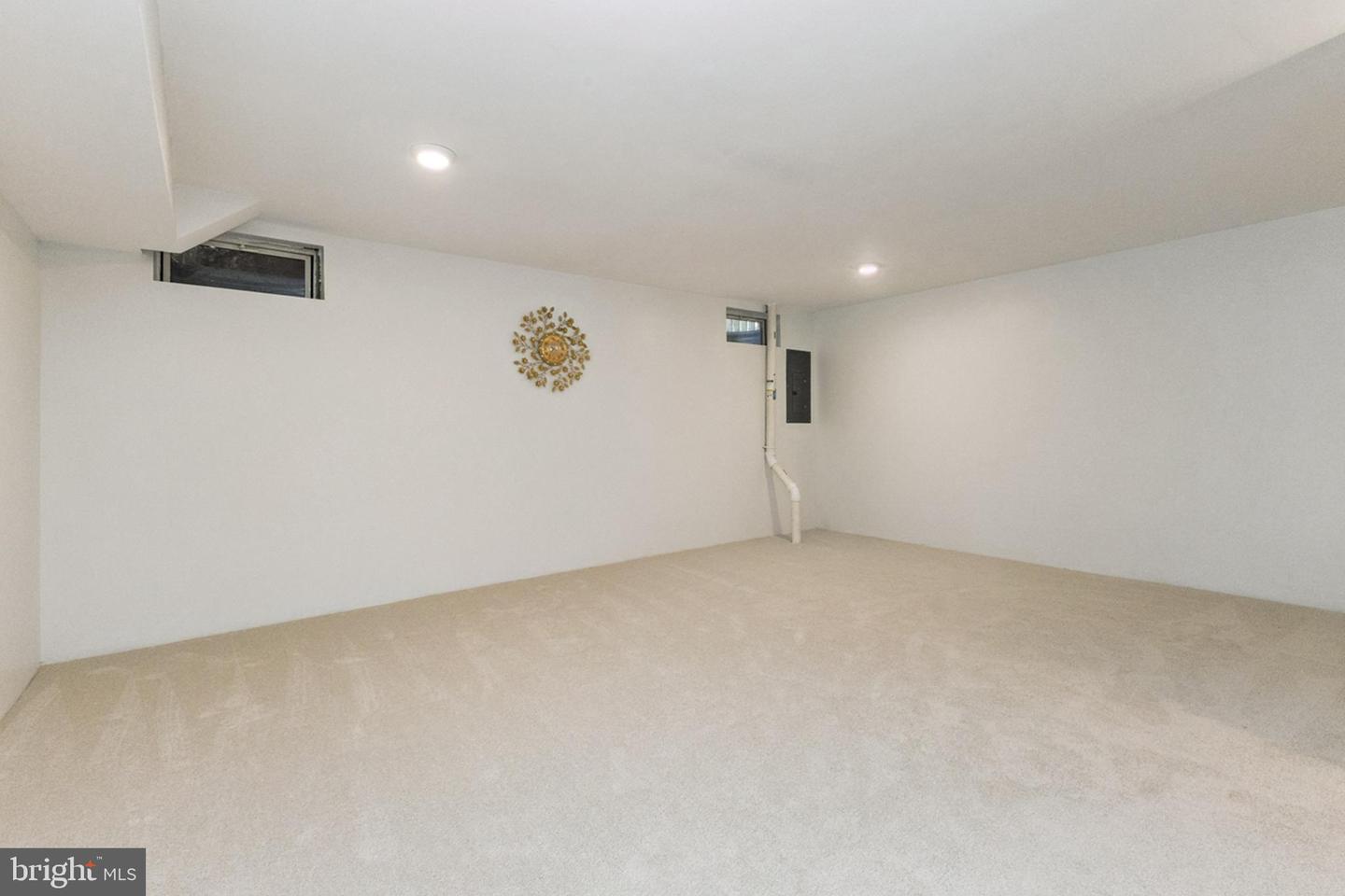 44310 SILKWORTH TER, ASHBURN, Virginia 20147, 3 Bedrooms Bedrooms, ,2 BathroomsBathrooms,Residential,For sale,44310 SILKWORTH TER,VALO2114556 MLS # VALO2114556