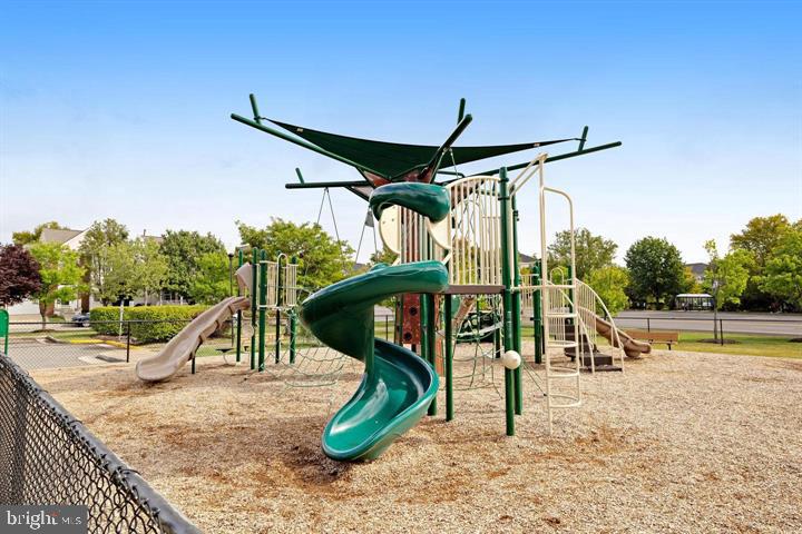 44310 SILKWORTH TER, ASHBURN, Virginia 20147, 3 Bedrooms Bedrooms, ,2 BathroomsBathrooms,Residential,For sale,44310 SILKWORTH TER,VALO2114556 MLS # VALO2114556