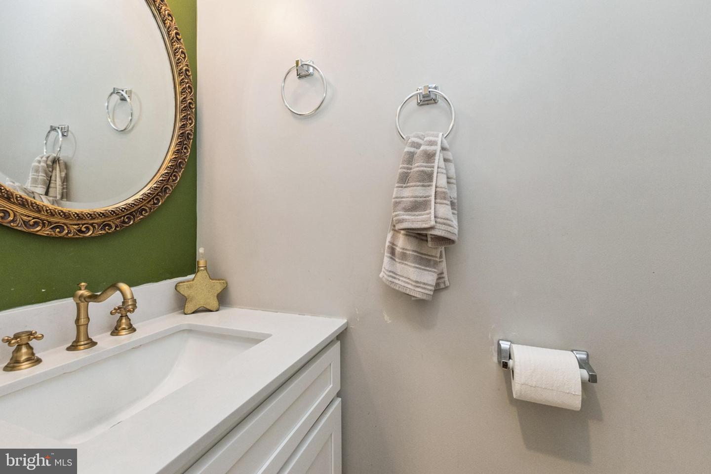 44310 SILKWORTH TER, ASHBURN, Virginia 20147, 3 Bedrooms Bedrooms, ,2 BathroomsBathrooms,Residential,For sale,44310 SILKWORTH TER,VALO2114556 MLS # VALO2114556