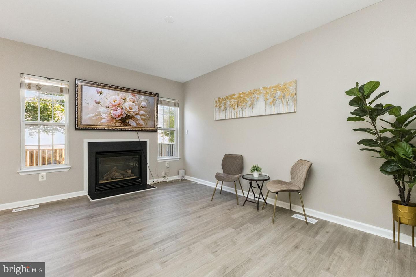 44310 SILKWORTH TER, ASHBURN, Virginia 20147, 3 Bedrooms Bedrooms, ,2 BathroomsBathrooms,Residential,For sale,44310 SILKWORTH TER,VALO2114556 MLS # VALO2114556