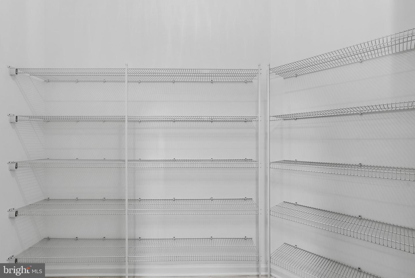 41895 CATHEDRAL VALLEY SQ #407, ALDIE, Virginia 20105, 3 Bedrooms Bedrooms, ,2 BathroomsBathrooms,Residential,For sale,41895 CATHEDRAL VALLEY SQ #407,VALO2114568 MLS # VALO2114568