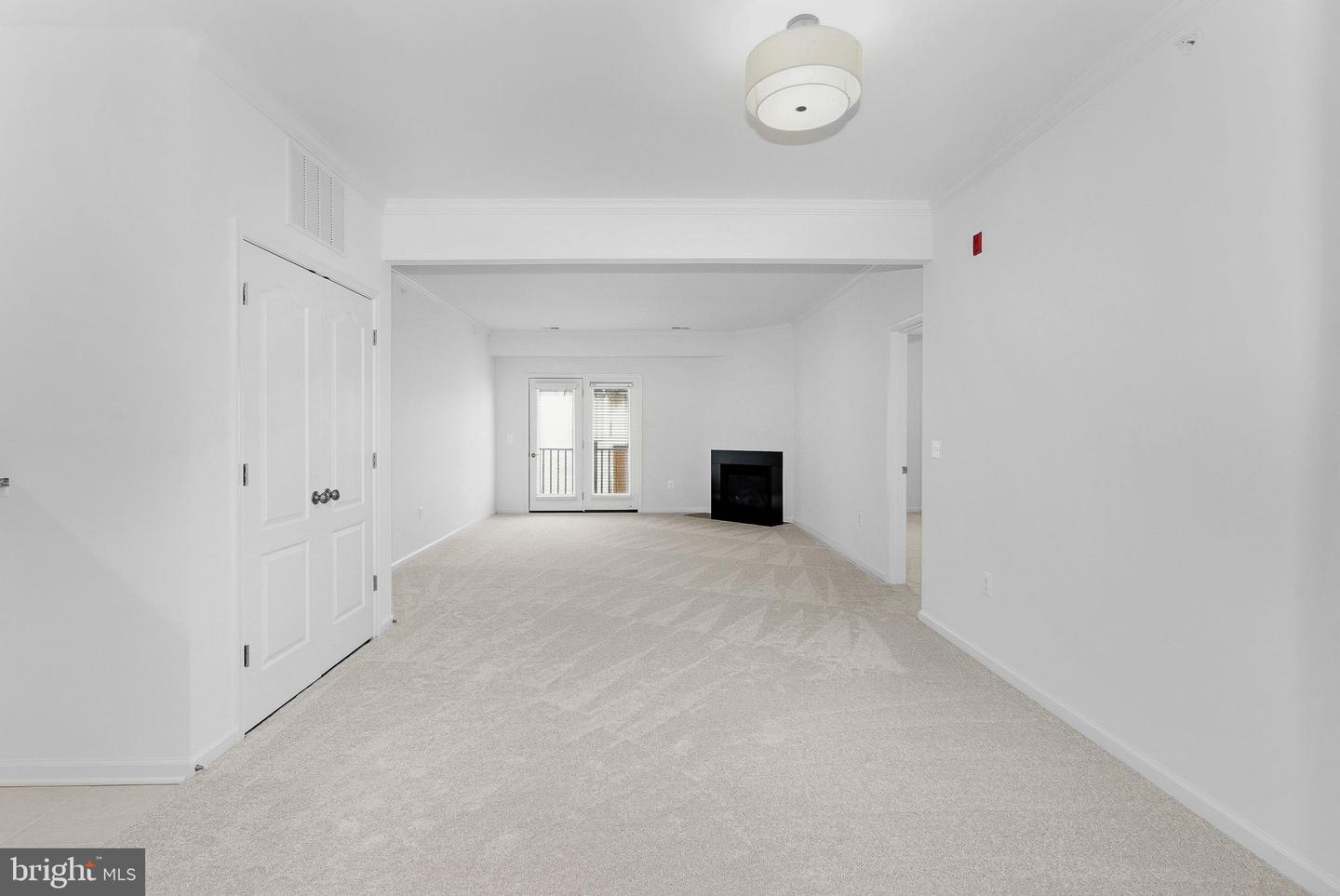 41895 CATHEDRAL VALLEY SQ #407, ALDIE, Virginia 20105, 3 Bedrooms Bedrooms, ,2 BathroomsBathrooms,Residential,For sale,41895 CATHEDRAL VALLEY SQ #407,VALO2114568 MLS # VALO2114568