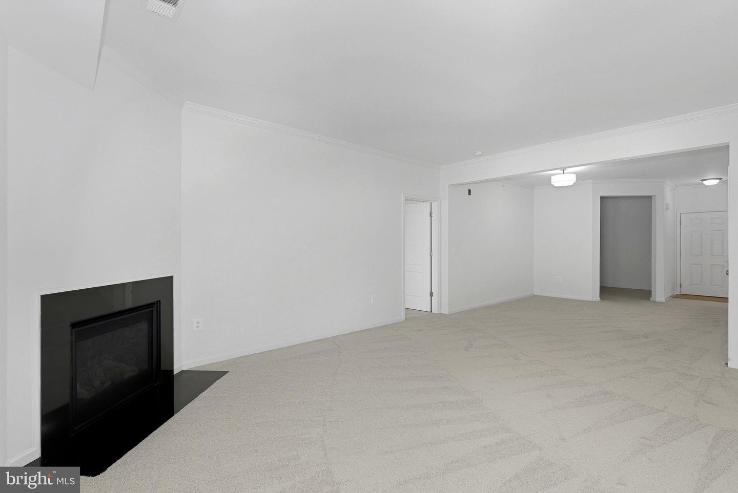 41895 CATHEDRAL VALLEY SQ #407, ALDIE, Virginia 20105, 3 Bedrooms Bedrooms, ,2 BathroomsBathrooms,Residential,For sale,41895 CATHEDRAL VALLEY SQ #407,VALO2114568 MLS # VALO2114568