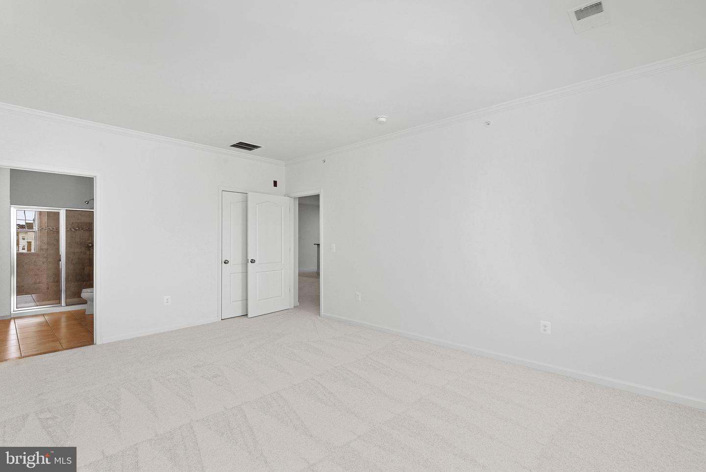 41895 CATHEDRAL VALLEY SQ #407, ALDIE, Virginia 20105, 3 Bedrooms Bedrooms, ,2 BathroomsBathrooms,Residential,For sale,41895 CATHEDRAL VALLEY SQ #407,VALO2114568 MLS # VALO2114568