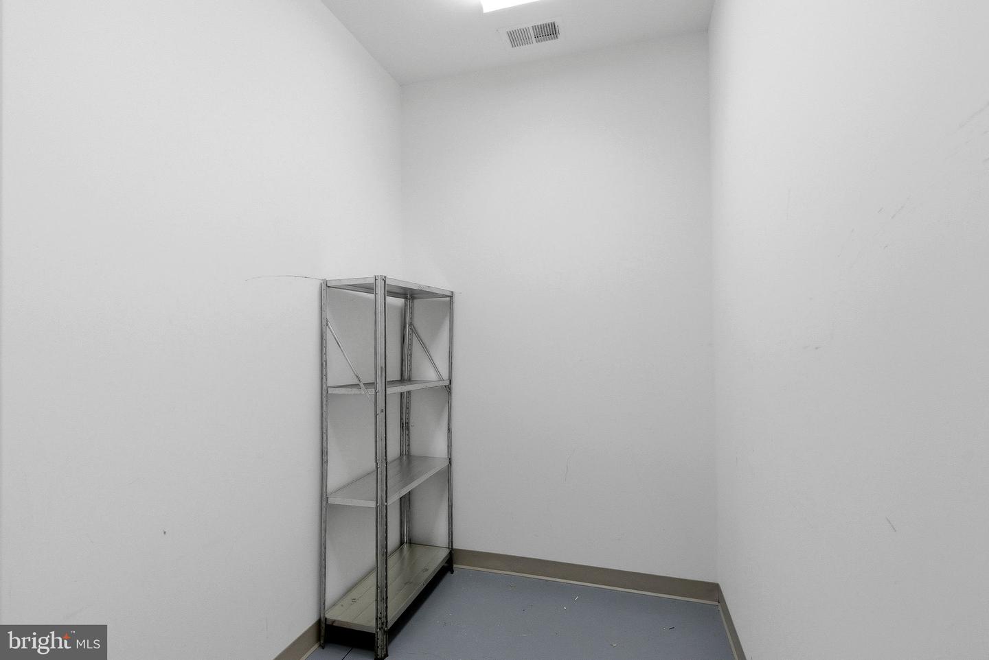 41895 CATHEDRAL VALLEY SQ #407, ALDIE, Virginia 20105, 3 Bedrooms Bedrooms, ,2 BathroomsBathrooms,Residential,For sale,41895 CATHEDRAL VALLEY SQ #407,VALO2114568 MLS # VALO2114568