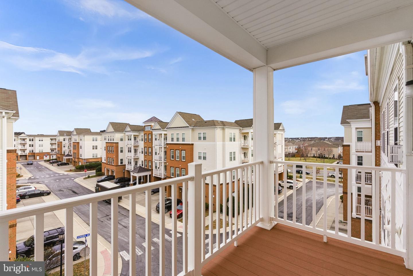 41895 CATHEDRAL VALLEY SQ #407, ALDIE, Virginia 20105, 3 Bedrooms Bedrooms, ,2 BathroomsBathrooms,Residential,For sale,41895 CATHEDRAL VALLEY SQ #407,VALO2114568 MLS # VALO2114568