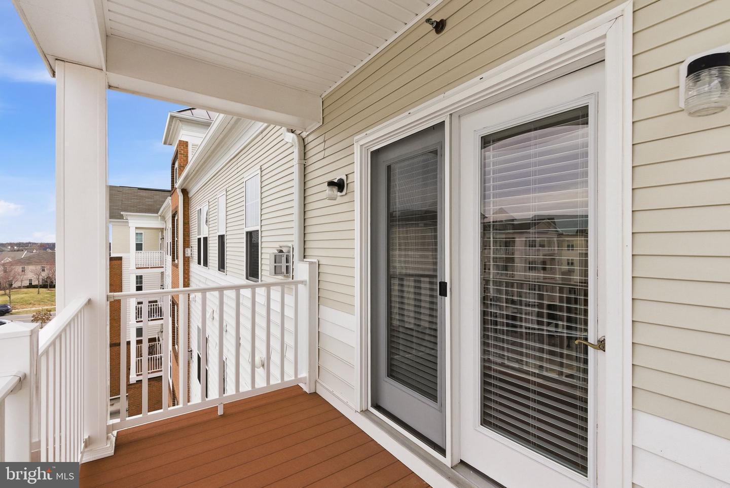 41895 CATHEDRAL VALLEY SQ #407, ALDIE, Virginia 20105, 3 Bedrooms Bedrooms, ,2 BathroomsBathrooms,Residential,For sale,41895 CATHEDRAL VALLEY SQ #407,VALO2114568 MLS # VALO2114568