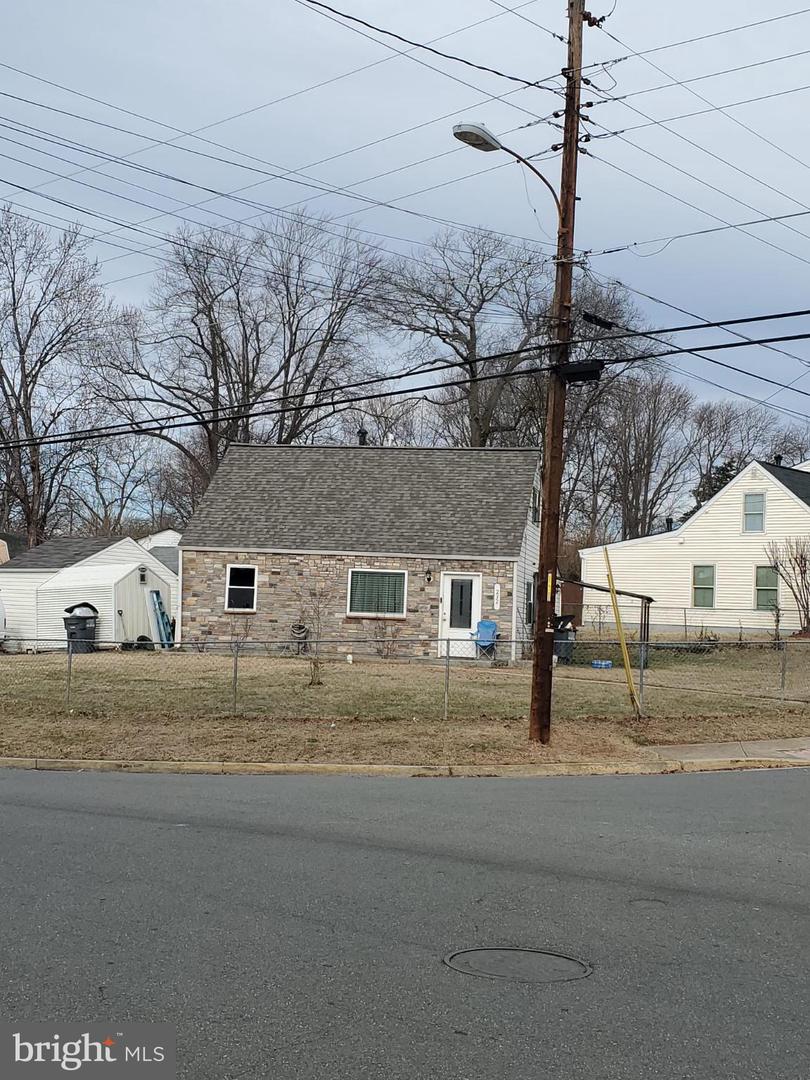 232 CABBEL DR, MANASSAS PARK, Virginia 20111, 3 Bedrooms Bedrooms, 4 Rooms Rooms,1 BathroomBathrooms,Residential,For sale,232 CABBEL DR,VAMP2003618 MLS # VAMP2003618