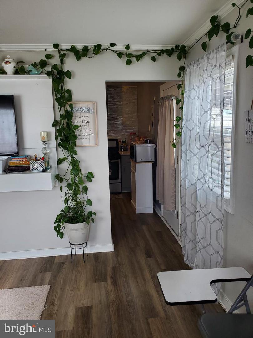 232 CABBEL DR, MANASSAS PARK, Virginia 20111, 3 Bedrooms Bedrooms, 4 Rooms Rooms,1 BathroomBathrooms,Residential,For sale,232 CABBEL DR,VAMP2003618 MLS # VAMP2003618