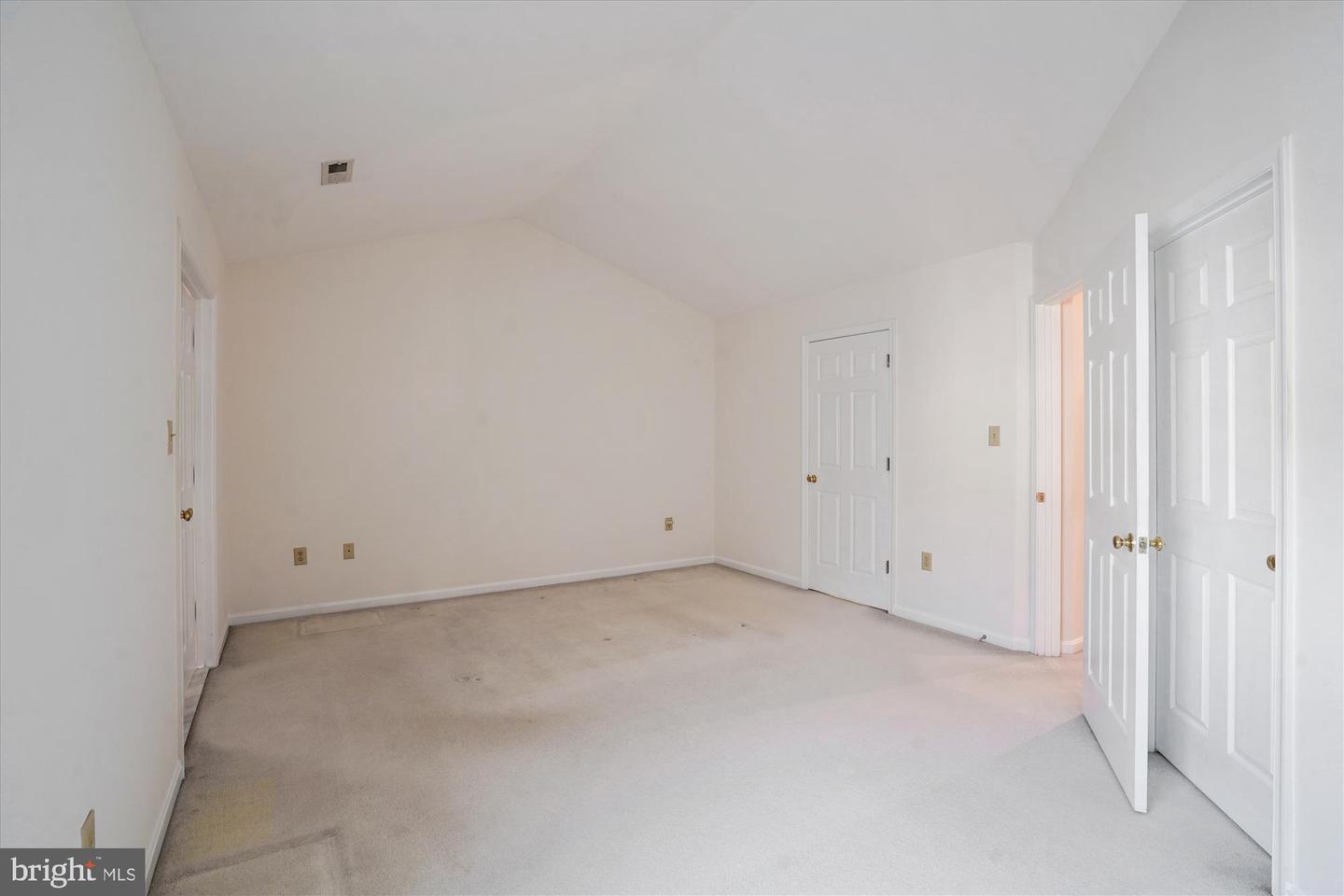 4153 KENTMERE SQ, FAIRFAX, Virginia 22030, 3 Bedrooms Bedrooms, ,2 BathroomsBathrooms,Residential,For sale,4153 KENTMERE SQ,VAFX2287410 MLS # VAFX2287410 4153 KENTMERE SQ, FAIRFAX, Virginia 22030, 3 Bedrooms Bedrooms, ,2 BathroomsBathrooms,Residential,For sale,4153 KENTMERE SQ,VAFX2287410 MLS # VAFX2287410