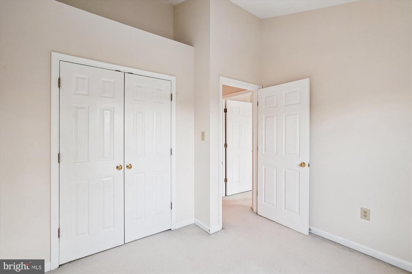 4153 KENTMERE SQ, FAIRFAX, Virginia 22030, 3 Bedrooms Bedrooms, ,2 BathroomsBathrooms,Residential,For sale,4153 KENTMERE SQ,VAFX2287410 MLS # VAFX2287410 4153 KENTMERE SQ, FAIRFAX, Virginia 22030, 3 Bedrooms Bedrooms, ,2 BathroomsBathrooms,Residential,For sale,4153 KENTMERE SQ,VAFX2287410 MLS # VAFX2287410