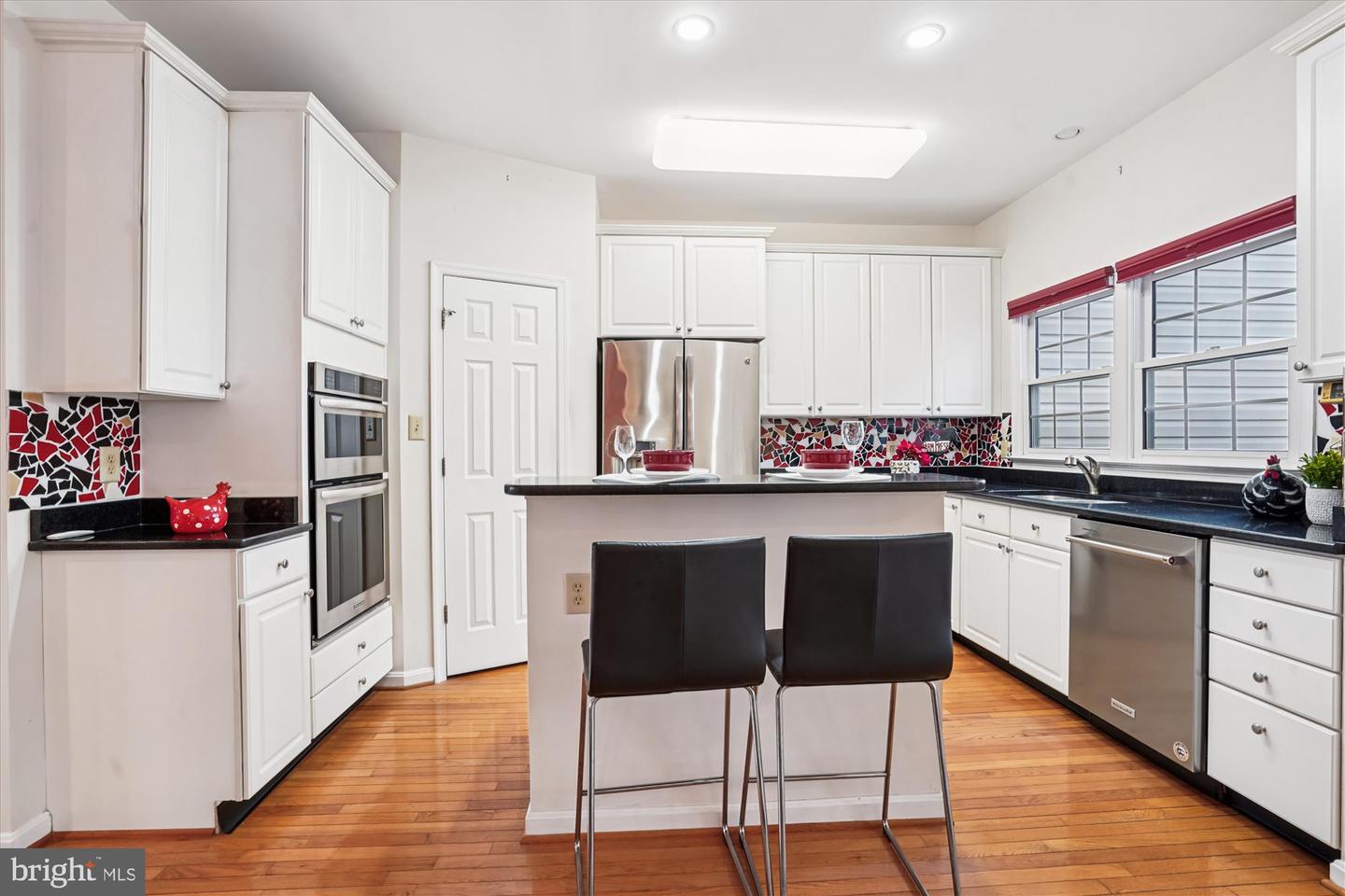 4153 KENTMERE SQ, FAIRFAX, Virginia 22030, 3 Bedrooms Bedrooms, ,2 BathroomsBathrooms,Residential,For sale,4153 KENTMERE SQ,VAFX2287410 MLS # VAFX2287410 4153 KENTMERE SQ, FAIRFAX, Virginia 22030, 3 Bedrooms Bedrooms, ,2 BathroomsBathrooms,Residential,For sale,4153 KENTMERE SQ,VAFX2287410 MLS # VAFX2287410