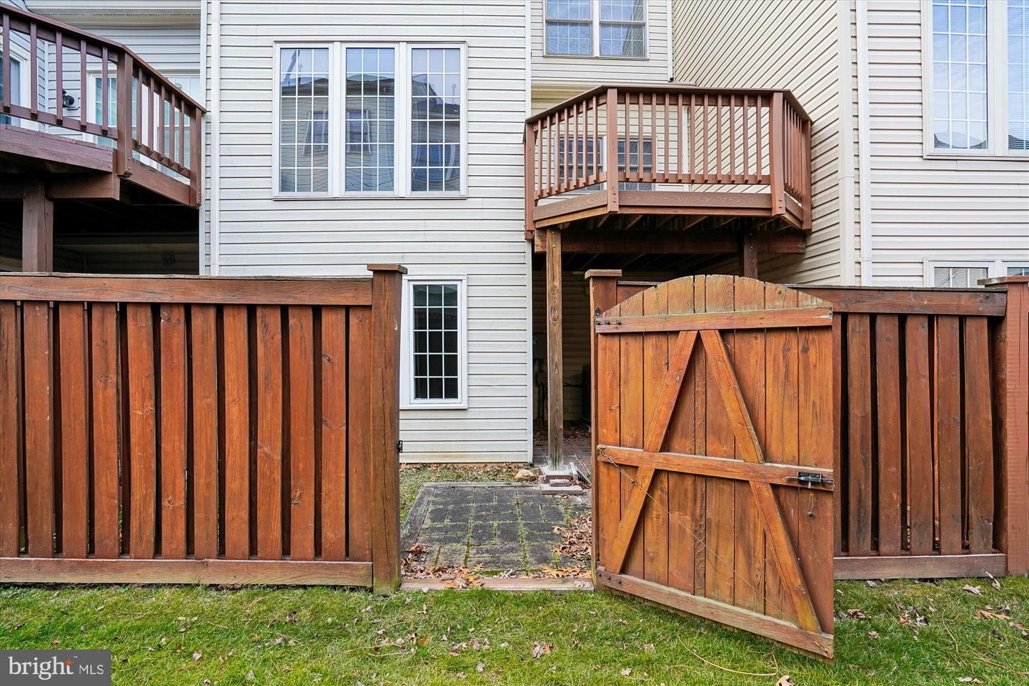 4153 KENTMERE SQ, FAIRFAX, Virginia 22030, 3 Bedrooms Bedrooms, ,2 BathroomsBathrooms,Residential,For sale,4153 KENTMERE SQ,VAFX2287410 MLS # VAFX2287410 4153 KENTMERE SQ, FAIRFAX, Virginia 22030, 3 Bedrooms Bedrooms, ,2 BathroomsBathrooms,Residential,For sale,4153 KENTMERE SQ,VAFX2287410 MLS # VAFX2287410