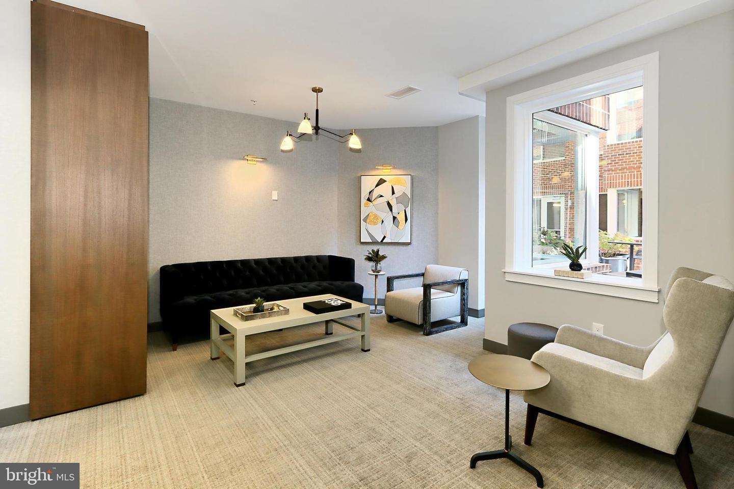 635 SLATERS LN #G-01, ALEXANDRIA, Virginia 22314, 2 Bedrooms Bedrooms, 4 Rooms Rooms,2 BathroomsBathrooms,Residential,For sale,635 SLATERS LN #G-01,VAAX2053494 MLS # VAAX2053494