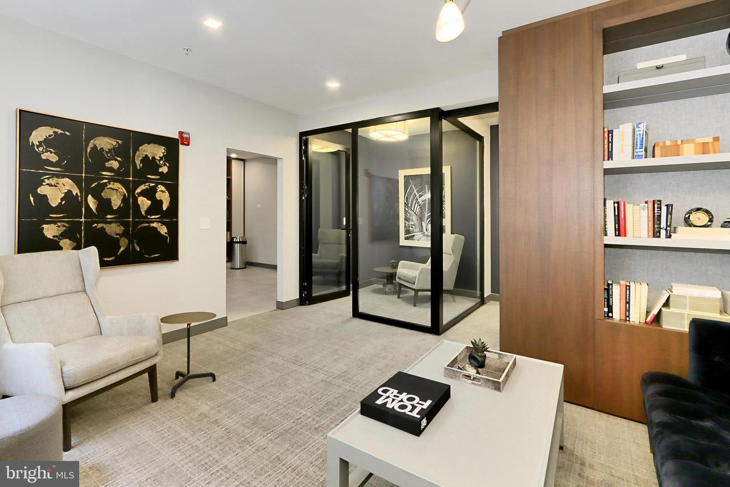 635 SLATERS LN #G-01, ALEXANDRIA, Virginia 22314, 2 Bedrooms Bedrooms, 4 Rooms Rooms,2 BathroomsBathrooms,Residential,For sale,635 SLATERS LN #G-01,VAAX2053494 MLS # VAAX2053494