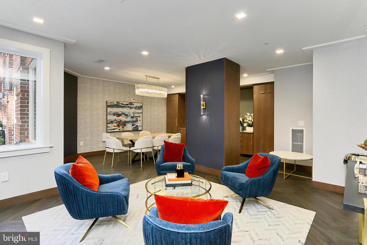 635 SLATERS LN #G-01, ALEXANDRIA, Virginia 22314, 2 Bedrooms Bedrooms, 4 Rooms Rooms,2 BathroomsBathrooms,Residential,For sale,635 SLATERS LN #G-01,VAAX2053494 MLS # VAAX2053494