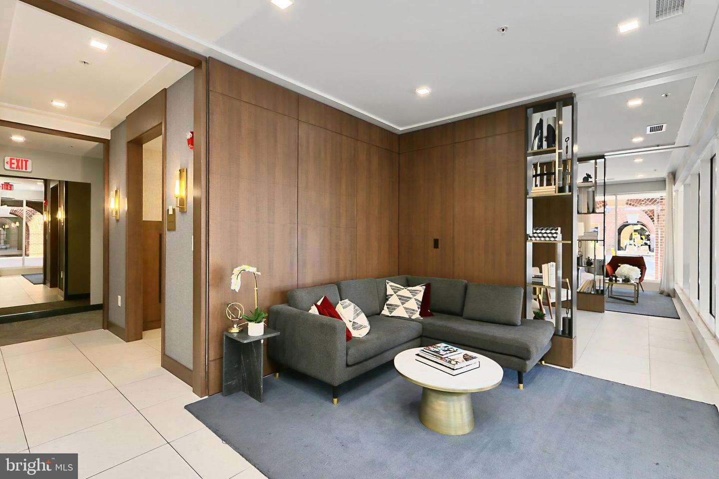 635 SLATERS LN #G-01, ALEXANDRIA, Virginia 22314, 2 Bedrooms Bedrooms, 4 Rooms Rooms,2 BathroomsBathrooms,Residential,For sale,635 SLATERS LN #G-01,VAAX2053494 MLS # VAAX2053494