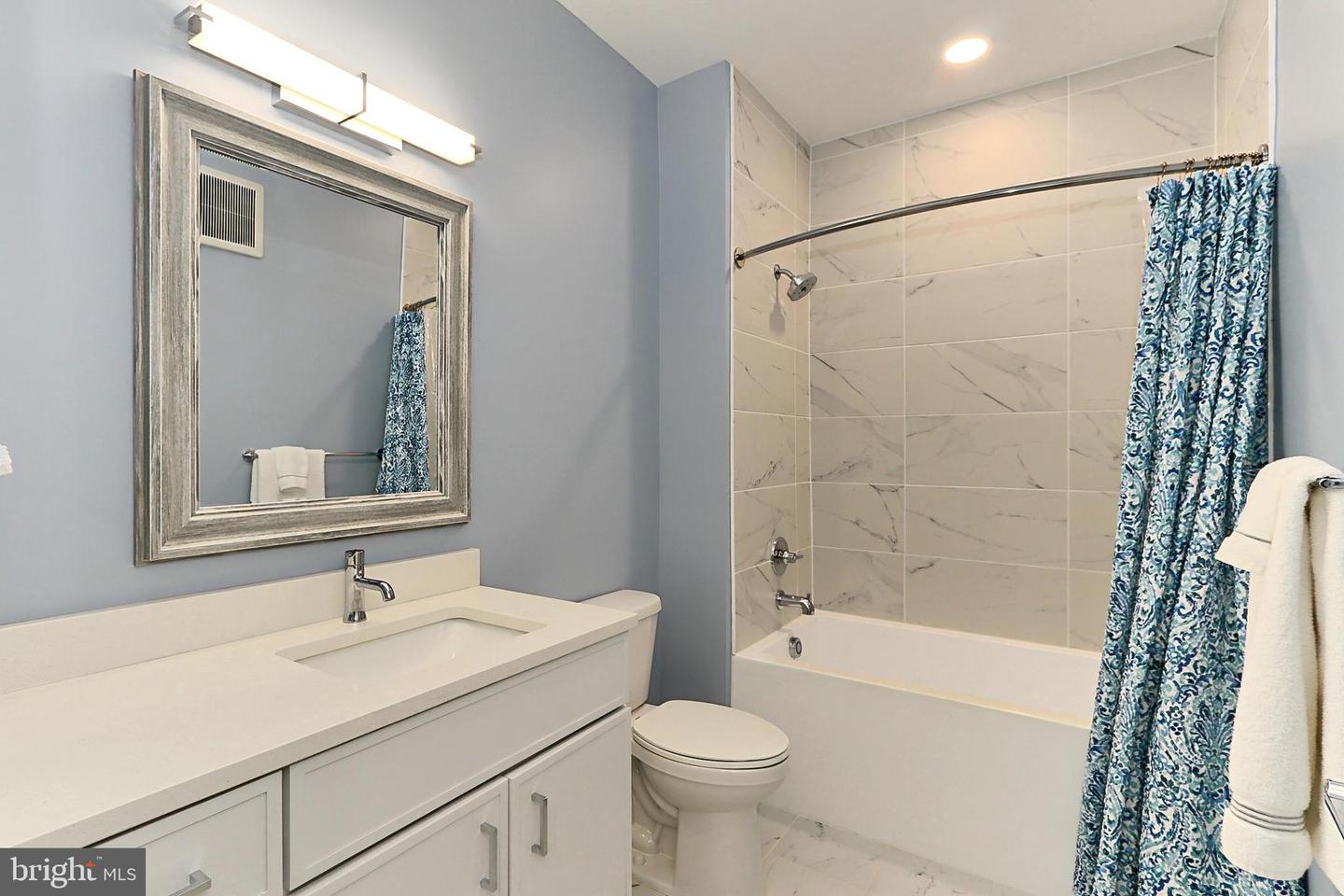 635 SLATERS LN #G-01, ALEXANDRIA, Virginia 22314, 2 Bedrooms Bedrooms, 4 Rooms Rooms,2 BathroomsBathrooms,Residential,For sale,635 SLATERS LN #G-01,VAAX2053494 MLS # VAAX2053494