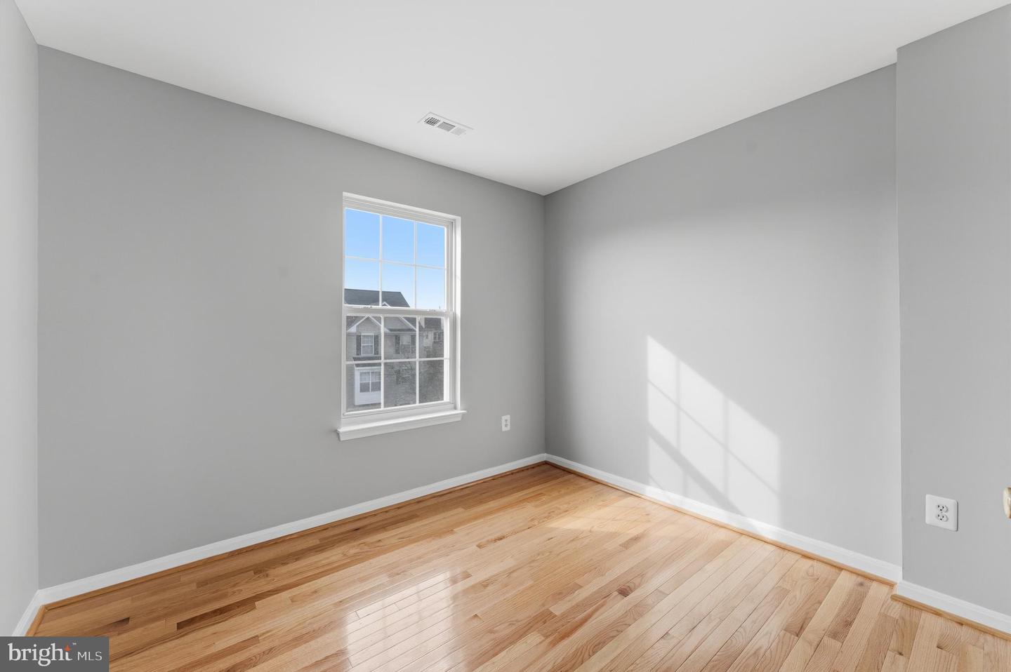 7989 FLAGER CIR, MANASSAS, Virginia 20109, 3 Bedrooms Bedrooms, ,2 BathroomsBathrooms,Residential,For sale,7989 FLAGER CIR,VAPW2111160 MLS # VAPW2111160 7989 FLAGER CIR, MANASSAS, Virginia 20109, 3 Bedrooms Bedrooms, ,2 BathroomsBathrooms,Residential,For sale,7989 FLAGER CIR,VAPW2111160 MLS # VAPW2111160