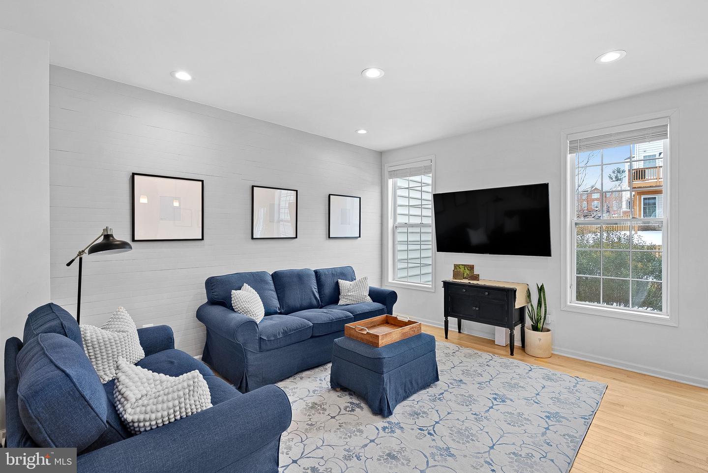 303 DUBLIN SQ, PURCELLVILLE, Virginia 20132, 3 Bedrooms Bedrooms, ,2 BathroomsBathrooms,Residential,For sale,303 DUBLIN SQ,VALO2114572 MLS # VALO2114572 303 DUBLIN SQ, PURCELLVILLE, Virginia 20132, 3 Bedrooms Bedrooms, ,2 BathroomsBathrooms,Residential,For sale,303 DUBLIN SQ,VALO2114572 MLS # VALO2114572