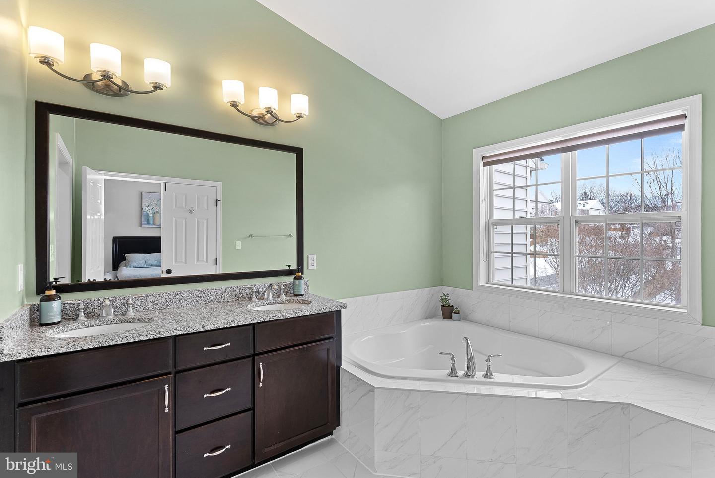 303 DUBLIN SQ, PURCELLVILLE, Virginia 20132, 3 Bedrooms Bedrooms, ,2 BathroomsBathrooms,Residential,For sale,303 DUBLIN SQ,VALO2114572 MLS # VALO2114572 303 DUBLIN SQ, PURCELLVILLE, Virginia 20132, 3 Bedrooms Bedrooms, ,2 BathroomsBathrooms,Residential,For sale,303 DUBLIN SQ,VALO2114572 MLS # VALO2114572