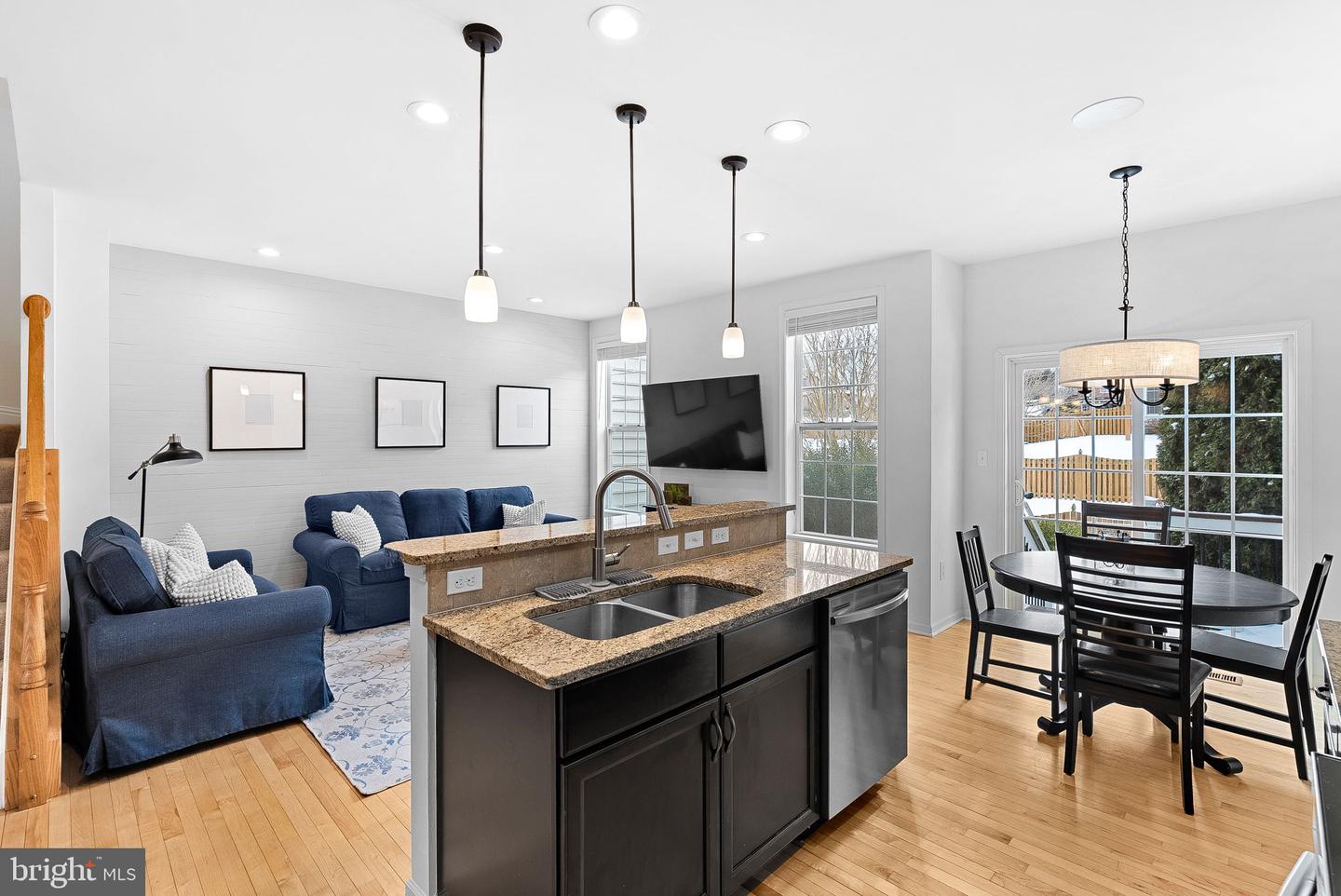 303 DUBLIN SQ, PURCELLVILLE, Virginia 20132, 3 Bedrooms Bedrooms, ,2 BathroomsBathrooms,Residential,For sale,303 DUBLIN SQ,VALO2114572 MLS # VALO2114572 303 DUBLIN SQ, PURCELLVILLE, Virginia 20132, 3 Bedrooms Bedrooms, ,2 BathroomsBathrooms,Residential,For sale,303 DUBLIN SQ,VALO2114572 MLS # VALO2114572