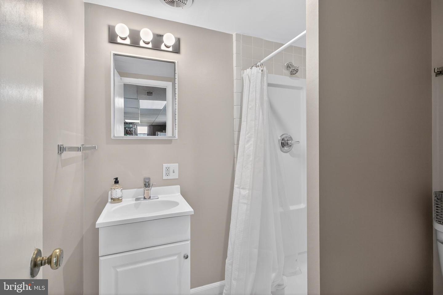 110 HIGHLAND CT, LURAY, Virginia 22835, 3 Bedrooms Bedrooms, ,2 BathroomsBathrooms,Residential,For sale,110 HIGHLAND CT,VAPA2005936 MLS # VAPA2005936