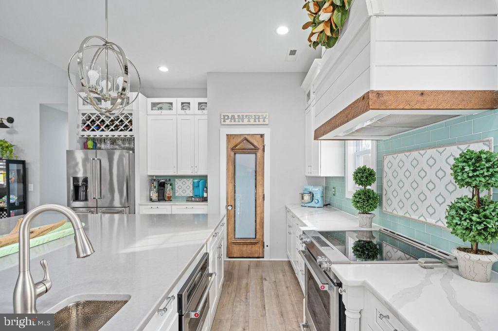 7803 FITZHUGH LN, KING GEORGE, Virginia 22485, 4 Bedrooms Bedrooms, ,3 BathroomsBathrooms,Residential,For sale,7803 FITZHUGH LN,VAKG2007556 MLS # VAKG2007556