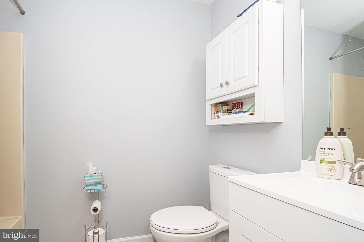 173 RED ROBIN LN, LINDEN, Virginia 22642, 3 Bedrooms Bedrooms, ,3 BathroomsBathrooms,Residential,For sale,173 RED ROBIN LN,VAWR2013238 MLS # VAWR2013238 173 RED ROBIN LN, LINDEN, Virginia 22642, 3 Bedrooms Bedrooms, ,3 BathroomsBathrooms,Residential,For sale,173 RED ROBIN LN,VAWR2013238 MLS # VAWR2013238