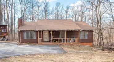 173 RED ROBIN LN, LINDEN, Virginia 22642, 3 Bedrooms Bedrooms, ,3 BathroomsBathrooms,Residential,For sale,173 RED ROBIN LN,VAWR2013238 MLS # VAWR2013238