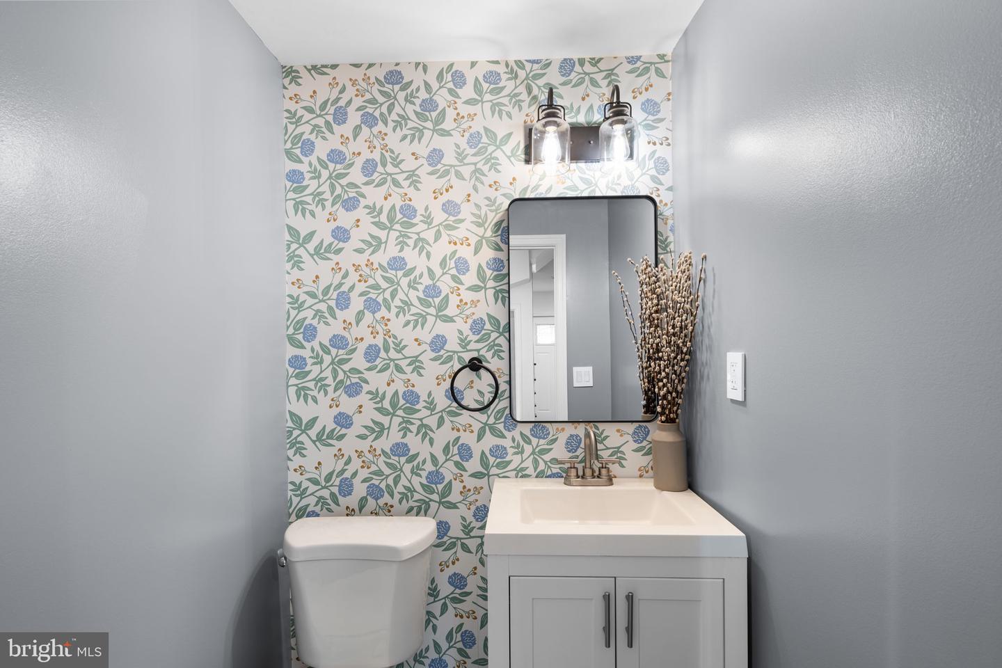 1015 48TH ST NE, WASHINGTON, District Of Columbia 20019, 3 Bedrooms Bedrooms, ,2 BathroomsBathrooms,Residential,For sale,1015 48TH ST NE,DCDC2243296 MLS # DCDC2243296