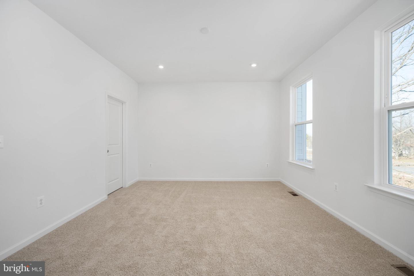 10165 QUEENS WAY, MANASSAS, Virginia 20110, 4 Bedrooms Bedrooms, ,3 BathroomsBathrooms,Residential,For sale,10165 QUEENS WAY,VAMN2010026 MLS # VAMN2010026