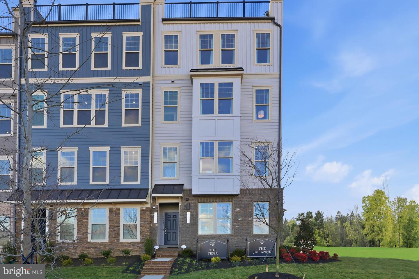 17808 SOUTHERN SHORES DR, DUMFRIES, Virginia 22026, 3 Bedrooms Bedrooms, ,2 BathroomsBathrooms,Residential,For sale,17808 SOUTHERN SHORES DR,VAPW2111306 MLS # VAPW2111306 17808 SOUTHERN SHORES DR, DUMFRIES, Virginia 22026, 3 Bedrooms Bedrooms, ,2 BathroomsBathrooms,Residential,For sale,17808 SOUTHERN SHORES DR,VAPW2111306 MLS # VAPW2111306