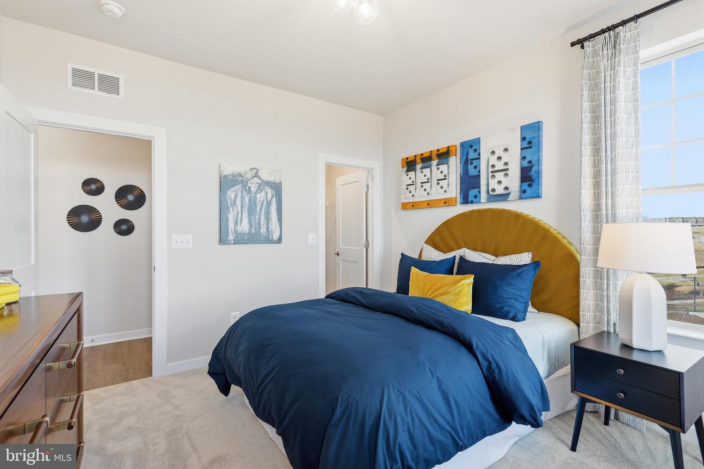 17808 SOUTHERN SHORES DR, DUMFRIES, Virginia 22026, 3 Bedrooms Bedrooms, ,2 BathroomsBathrooms,Residential,For sale,17808 SOUTHERN SHORES DR,VAPW2111306 MLS # VAPW2111306 17808 SOUTHERN SHORES DR, DUMFRIES, Virginia 22026, 3 Bedrooms Bedrooms, ,2 BathroomsBathrooms,Residential,For sale,17808 SOUTHERN SHORES DR,VAPW2111306 MLS # VAPW2111306