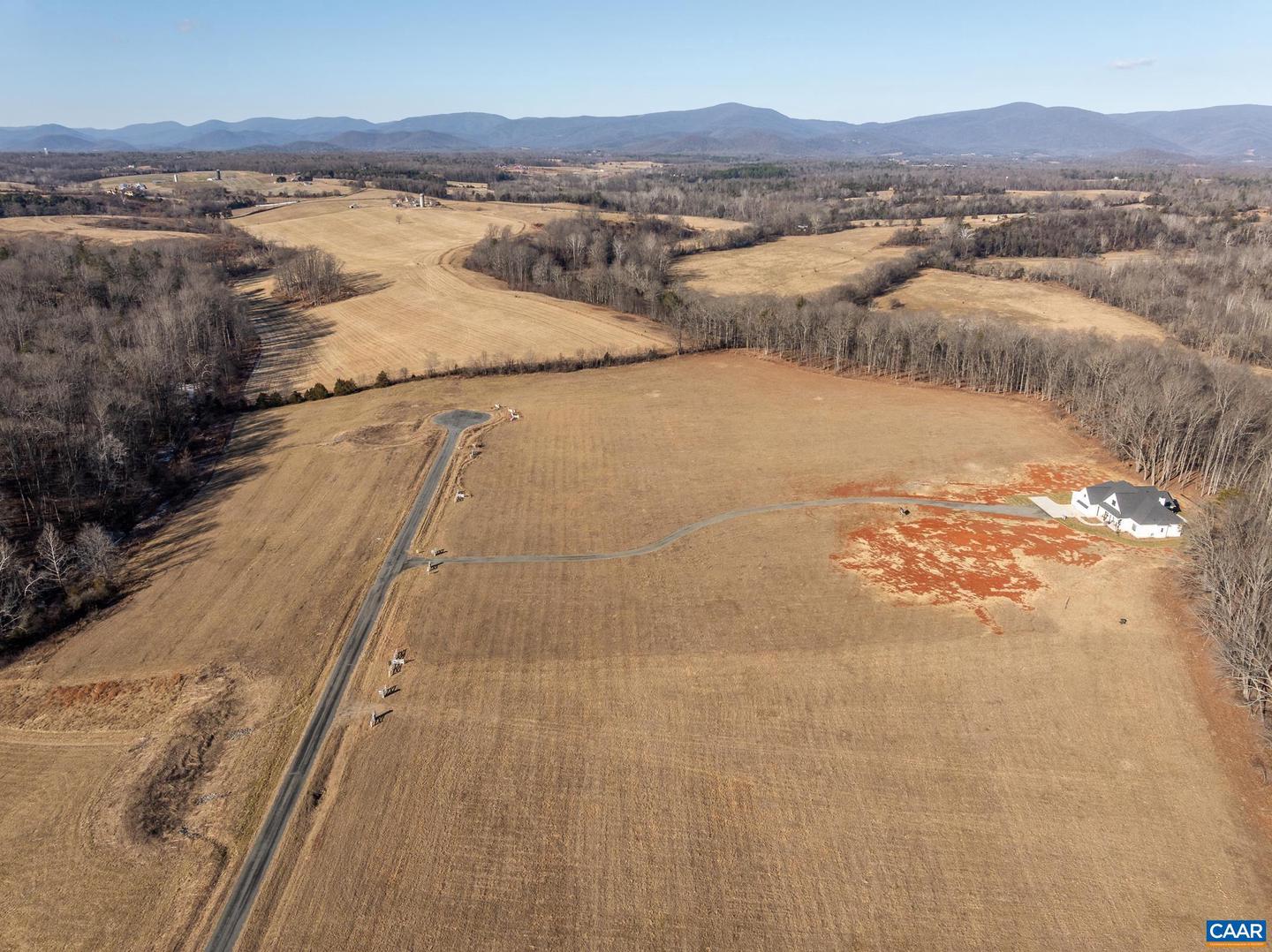 17 GRANGE COMMONS RIDGE #17, RUCKERSVILLE, Virginia 22968, 4 Bedrooms Bedrooms, ,3 BathroomsBathrooms,Residential,For sale,17 GRANGE COMMONS RIDGE #17,672831 MLS # 672831