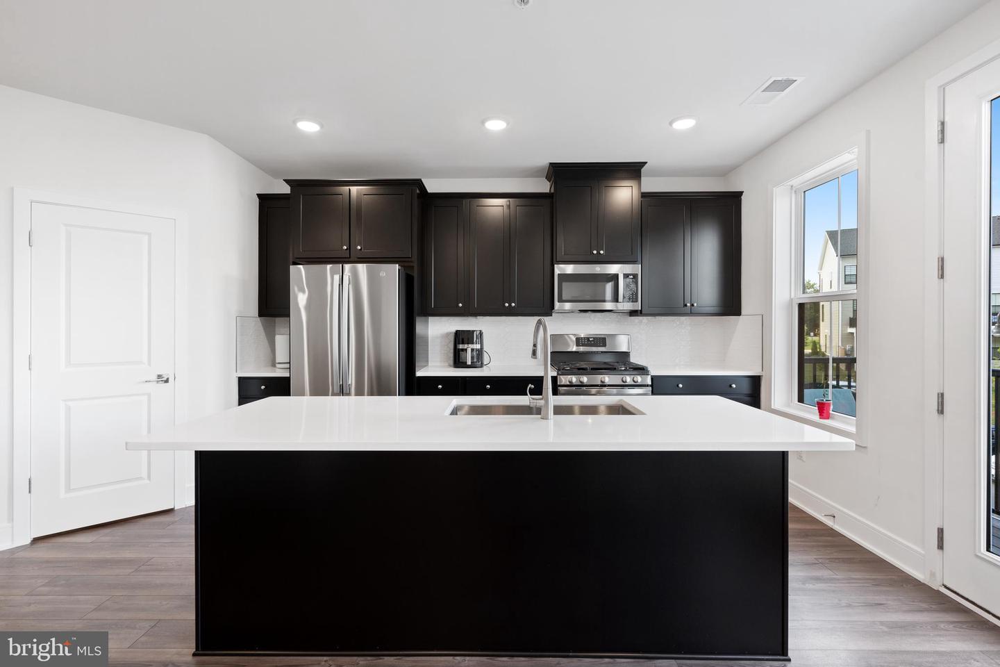 43376 FARRINGDON SQ, BROADLANDS, Virginia 20148, 3 Bedrooms Bedrooms, ,2 BathroomsBathrooms,Residential,For sale,43376 FARRINGDON SQ,VALO2114726 MLS # VALO2114726 43376 FARRINGDON SQ, BROADLANDS, Virginia 20148, 3 Bedrooms Bedrooms, ,2 BathroomsBathrooms,Residential,For sale,43376 FARRINGDON SQ,VALO2114726 MLS # VALO2114726