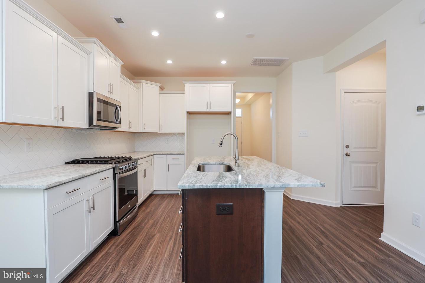 10299 SZALAY LN, ASHLAND, Virginia 23005, 3 Bedrooms Bedrooms, ,2 BathroomsBathrooms,Residential,For sale,10299 SZALAY LN,VAHA2001118 MLS # VAHA2001118